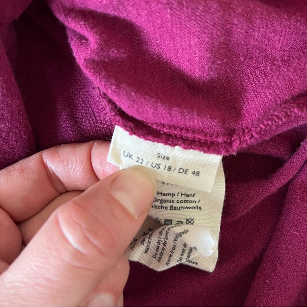 Poetry Women’s Organic Cotton + Hemp Scoop Neck Tee Shirt in Dark Fuschia US 18 - Picture 9 of 11